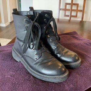 Steve Madden Madden Girl Black Zip Up Combat Boots